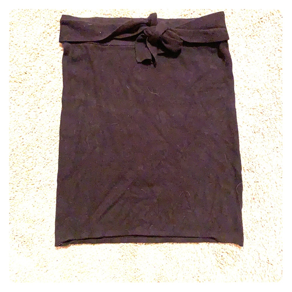 Black skirt